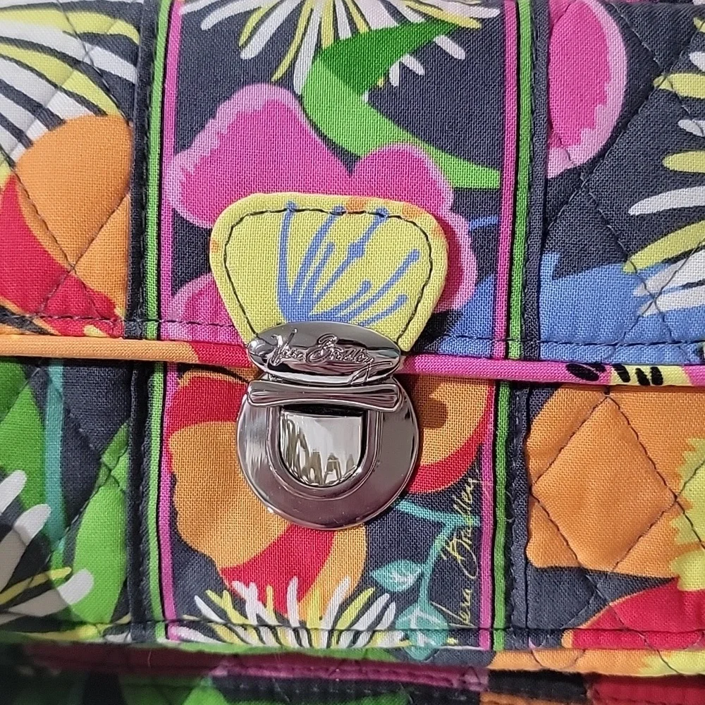 Vera Bradley new tag
